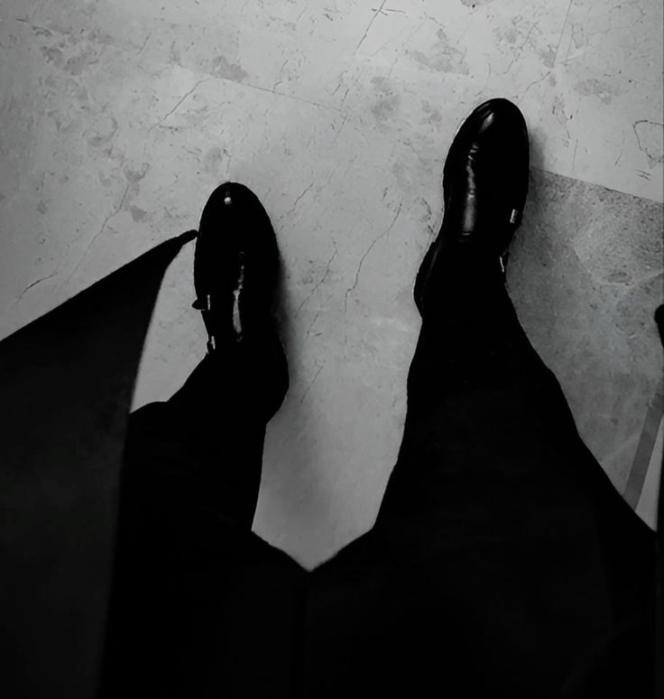 FOOTWEAR